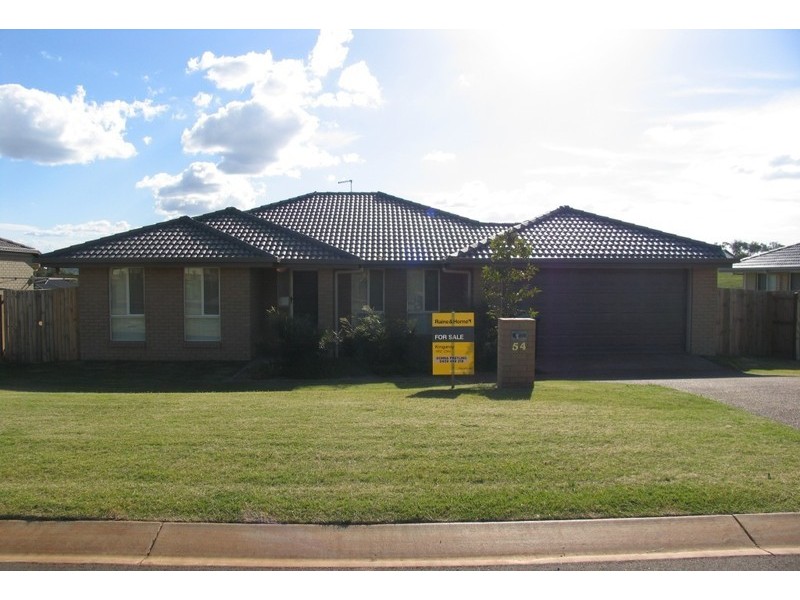 54 Buckingham Street, Kingaroy QLD 4610