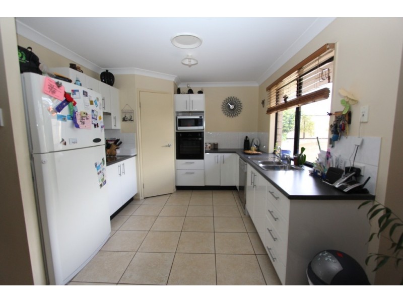 12 Daisy Court, Kingaroy QLD 4610