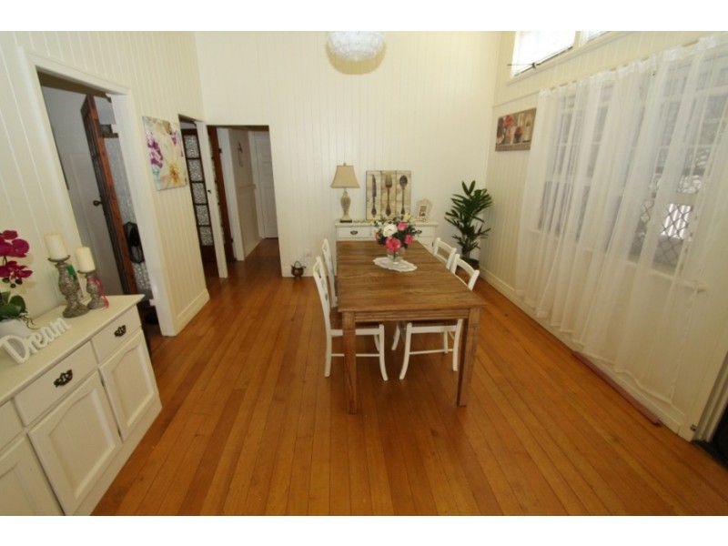 5 Burnett Street, Kingaroy QLD 4610