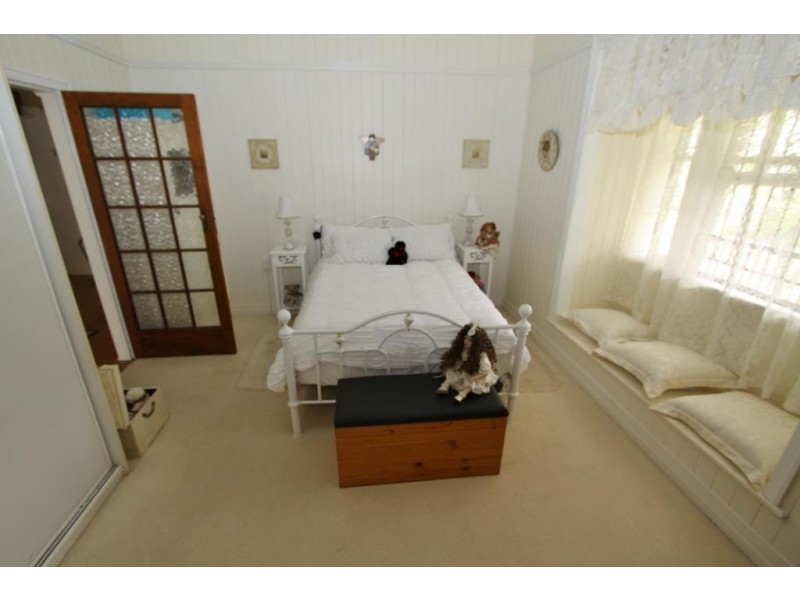 5 Burnett Street, Kingaroy QLD 4610