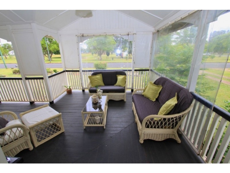 5 Burnett Street, Kingaroy QLD 4610