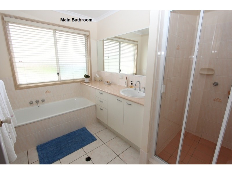 38 Adermann Drive, Kingaroy QLD 4610