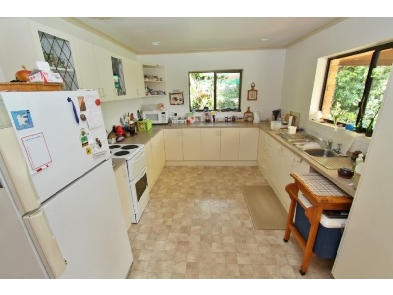 14 Murray Pde, Kingaroy QLD 4610