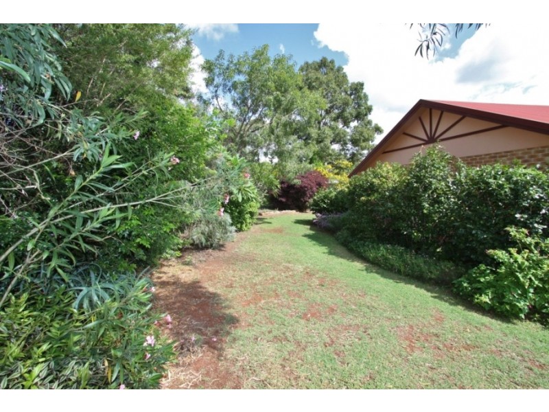 14 Murray Pde, Kingaroy QLD 4610