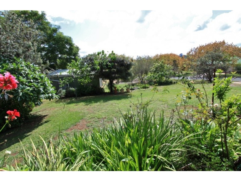 14 Murray Pde, Kingaroy QLD 4610