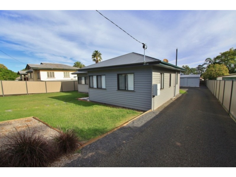 35 Albert Street, Kingaroy QLD 4610