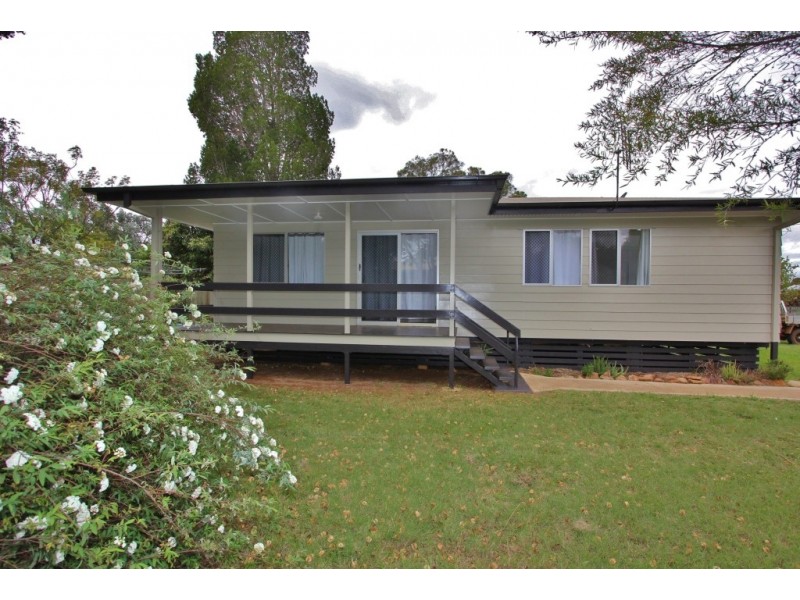17 Barwick Street, Kingaroy QLD 4610