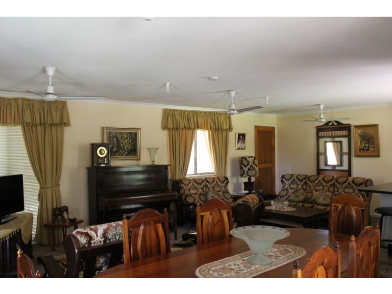 Ellesmere QLD 4610