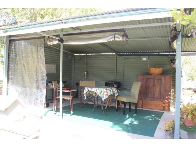 Ellesmere QLD 4610