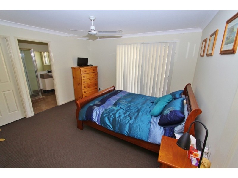 42 Banksia Dr, Kingaroy QLD 4610