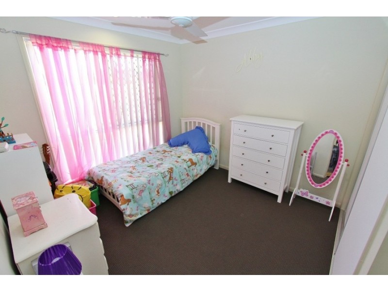 42 Banksia Dr, Kingaroy QLD 4610