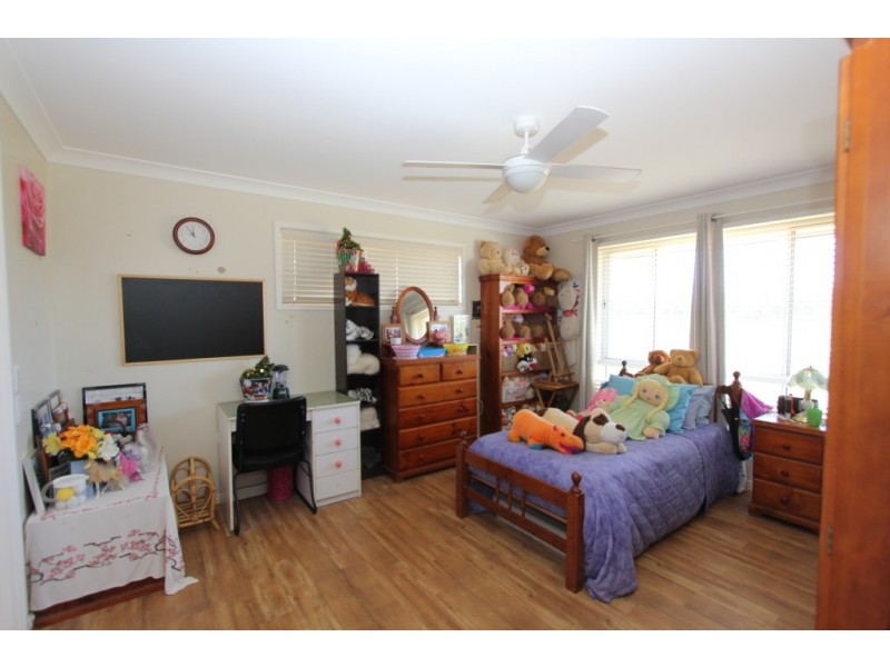 41 to 43 Rosella Pde, Kingaroy QLD 4610