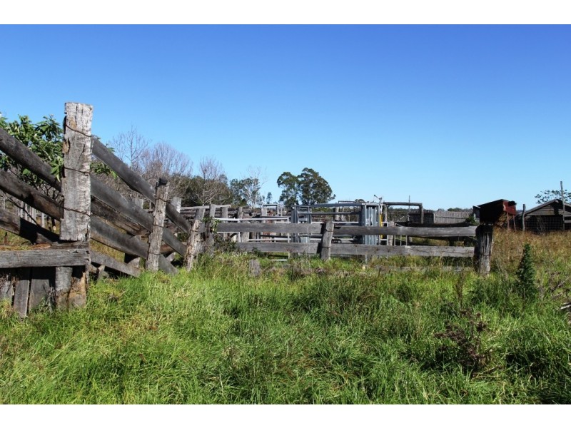 Haly Creek QLD 4610