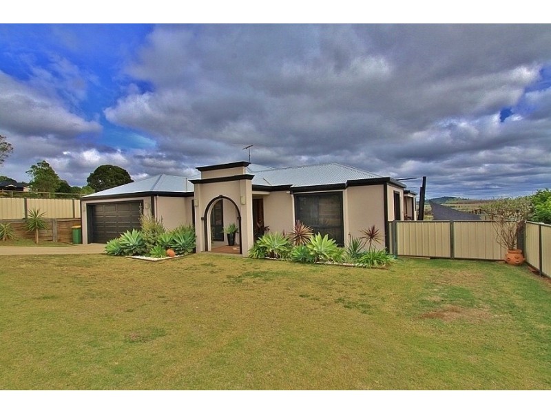 27 Murray Pde, Kingaroy QLD 4610