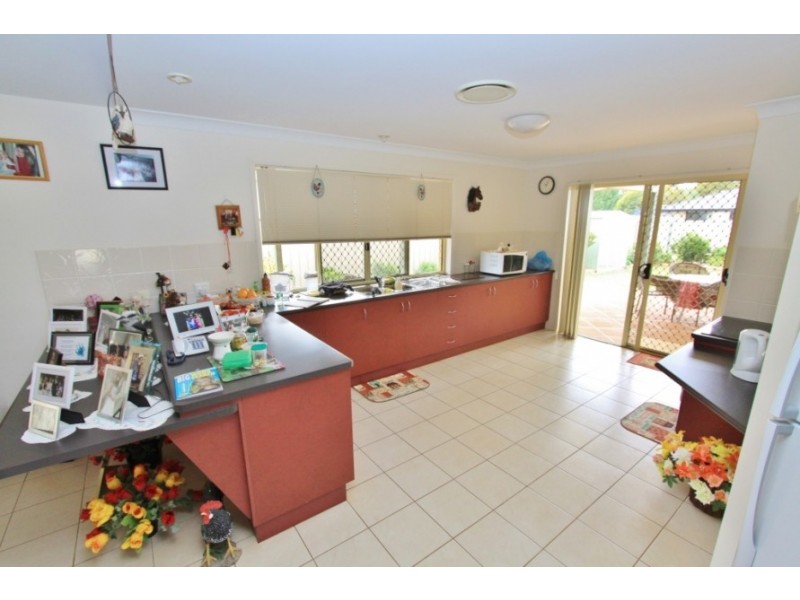 2 Summers Crt, Kingaroy QLD 4610