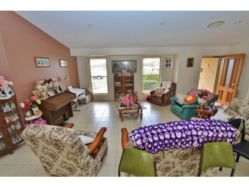 2 Summers Crt, Kingaroy QLD 4610