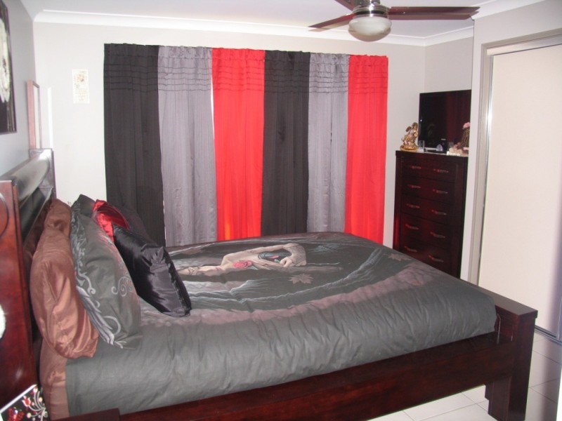 7 Allan Place, Kingaroy QLD 4610