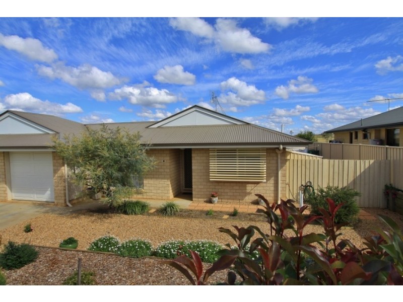 1/78 Windsor Circle, Kingaroy QLD 4610