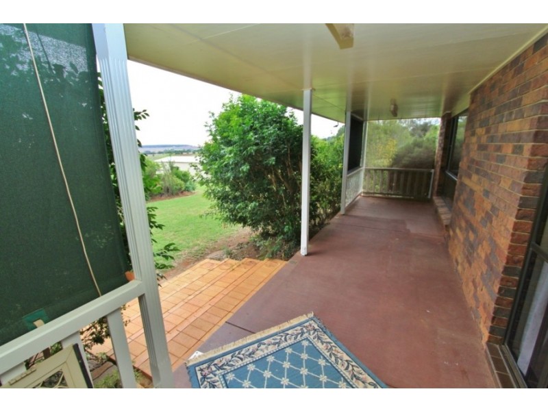 52 Moore Street, Kingaroy QLD 4610