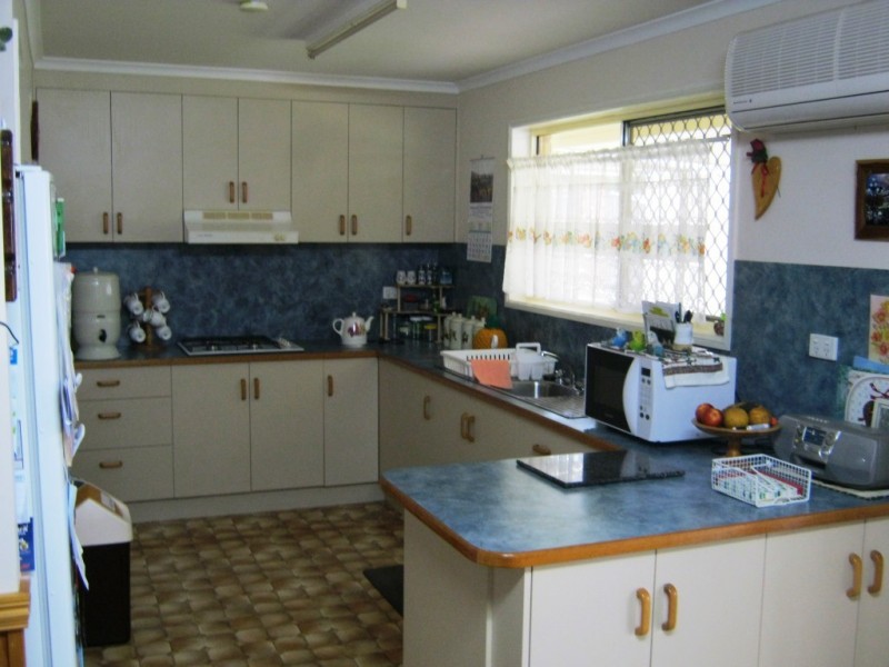 Blackbutt QLD 4306
