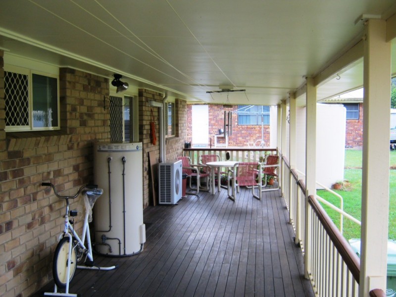 Blackbutt QLD 4306