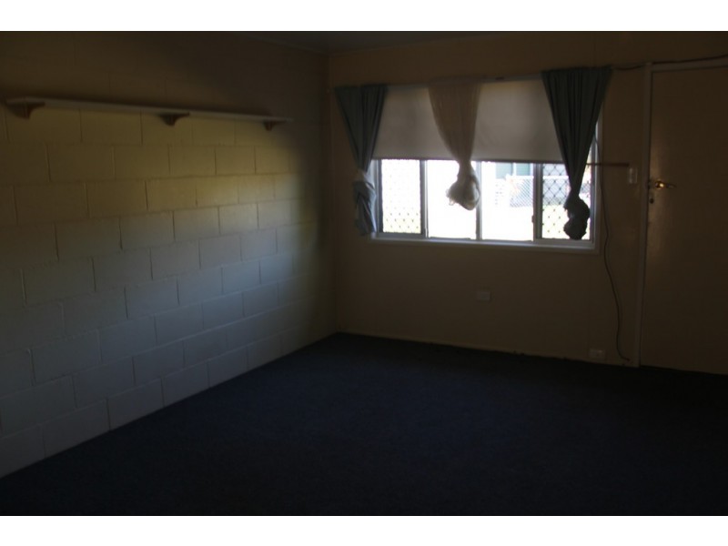 Unit 4 26 Booth Street, Kingaroy QLD 4610