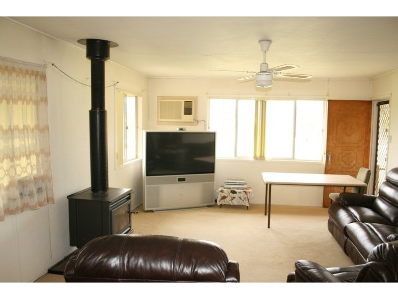 Wattle Camp QLD 4615