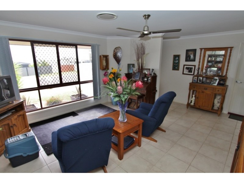 25 Darryl Cres, Kingaroy QLD 4610