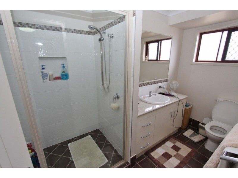 25 Darryl Cres, Kingaroy QLD 4610