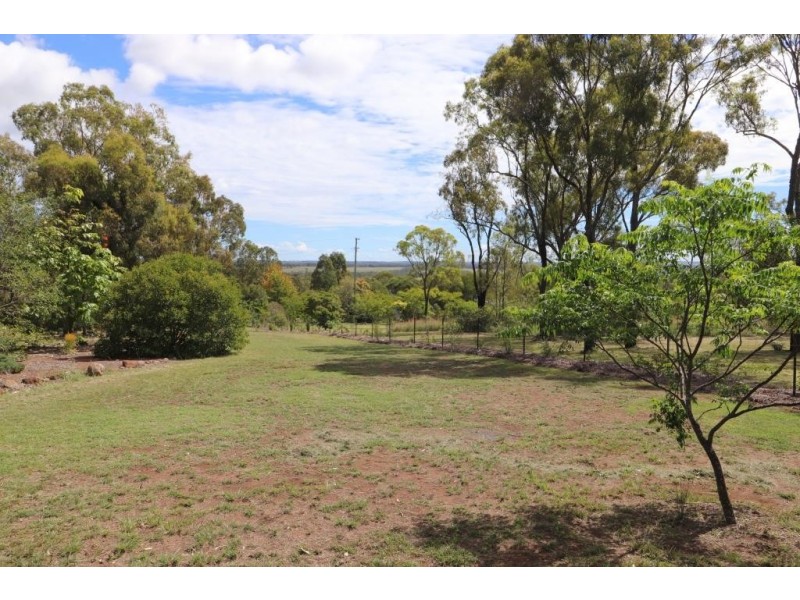 405 Parker Road, Kingaroy QLD 4610