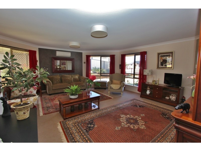 42 Bottlebrush St, Kingaroy QLD 4610