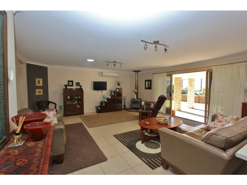 42 Bottlebrush St, Kingaroy QLD 4610