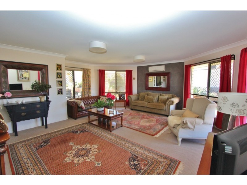 42 Bottlebrush St, Kingaroy QLD 4610