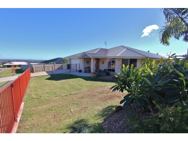 42 Bottlebrush St, Kingaroy QLD 4610