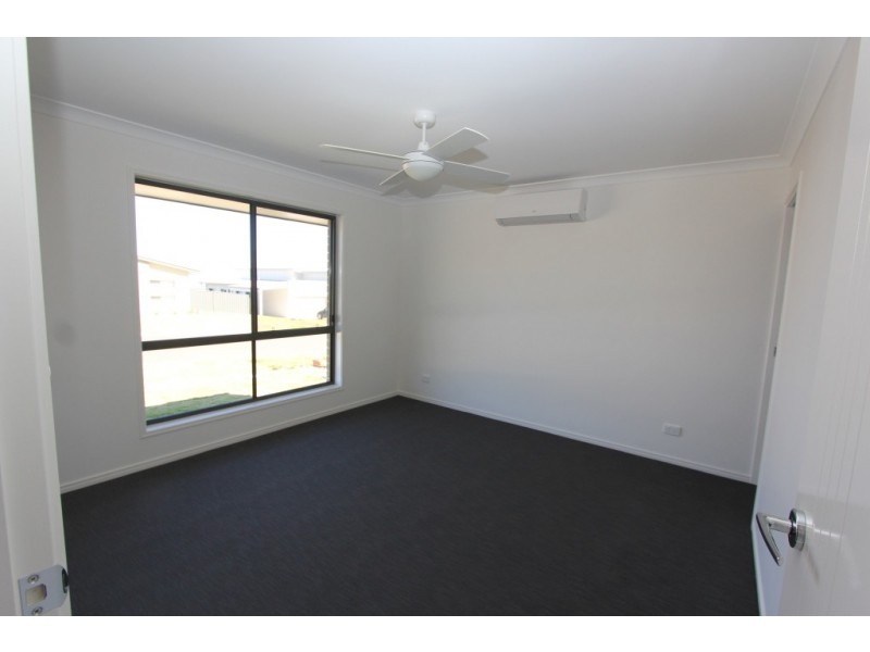 49 Darryl Cres, Kingaroy QLD 4610