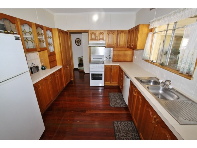 9 Farr Street, Kingaroy QLD 4610