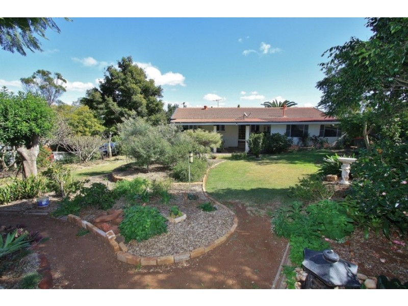 9 Farr Street, Kingaroy QLD 4610