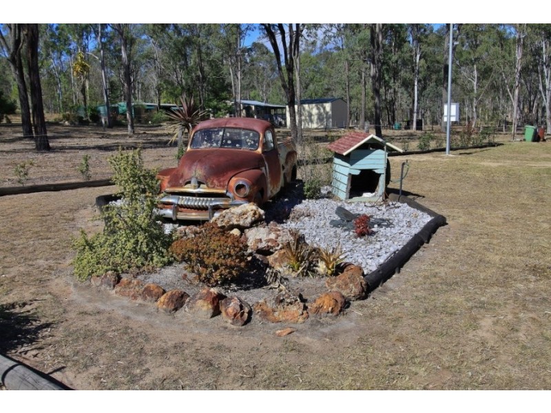 33 Farr Ct, Wattle Camp QLD 4615