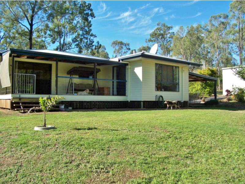 33 Farr Ct, Wattle Camp QLD 4615