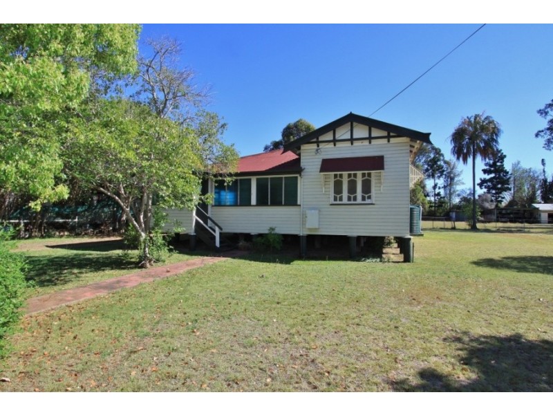 286-290 Haly Street, Kingaroy QLD 4610