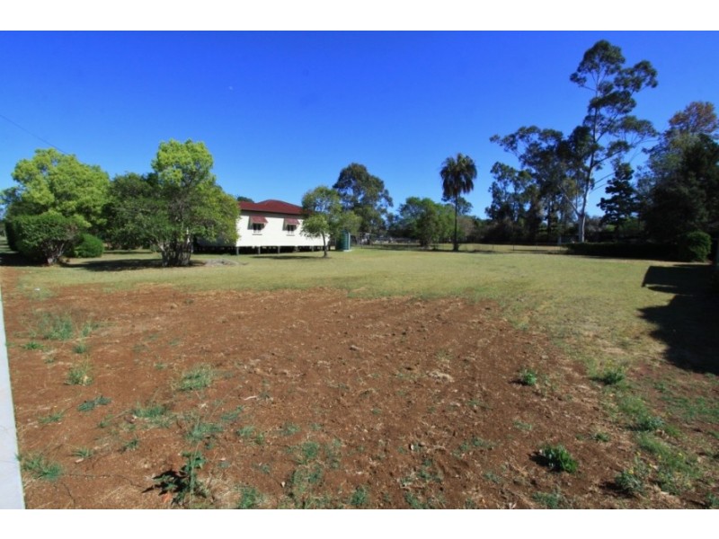 286-290 Haly Street, Kingaroy QLD 4610