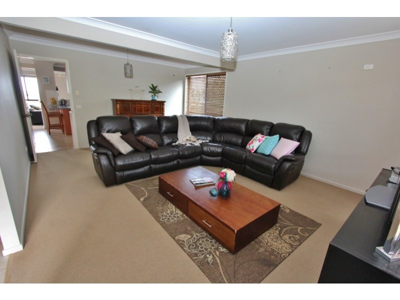 21 Freeman Crt, Kingaroy QLD 4610