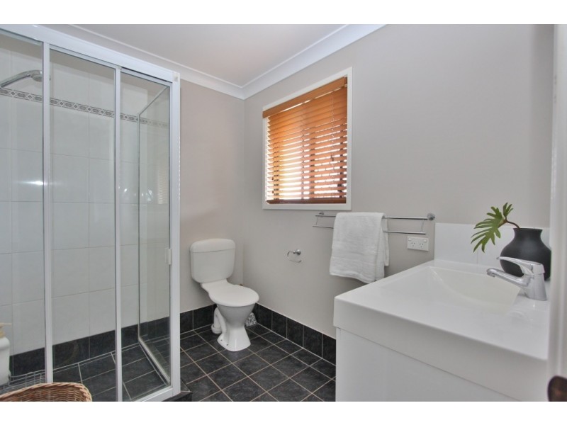 21 Freeman Crt, Kingaroy QLD 4610
