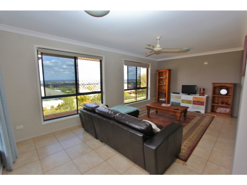 21 Freeman Crt, Kingaroy QLD 4610