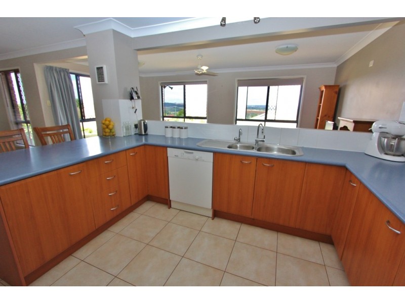 21 Freeman Crt, Kingaroy QLD 4610