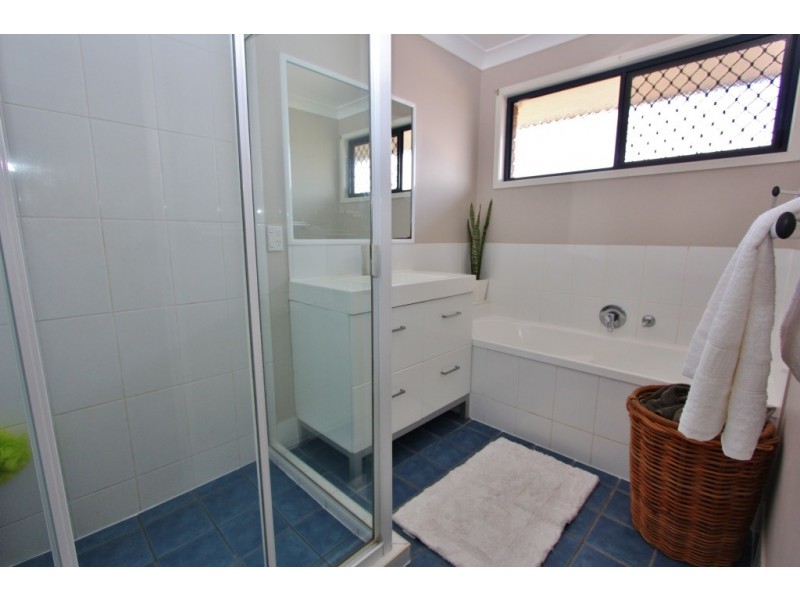 21 Freeman Crt, Kingaroy QLD 4610