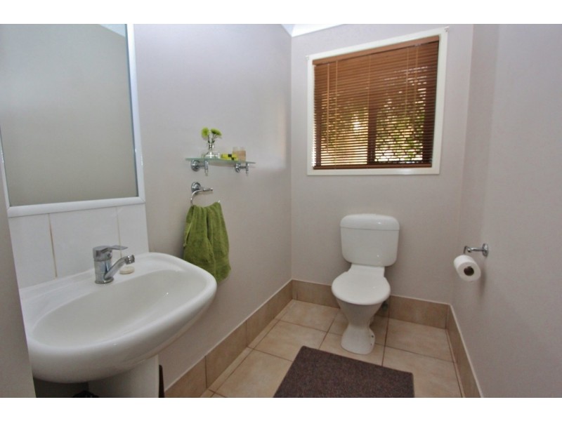 21 Freeman Crt, Kingaroy QLD 4610
