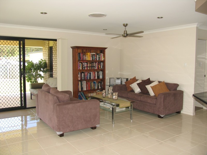 12 Allan Place, Kingaroy QLD 4610