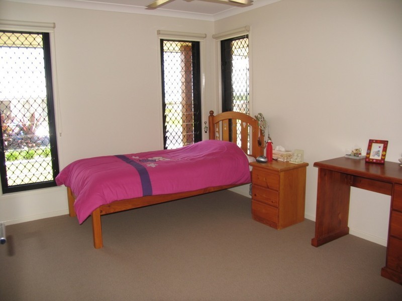 12 Allan Place, Kingaroy QLD 4610