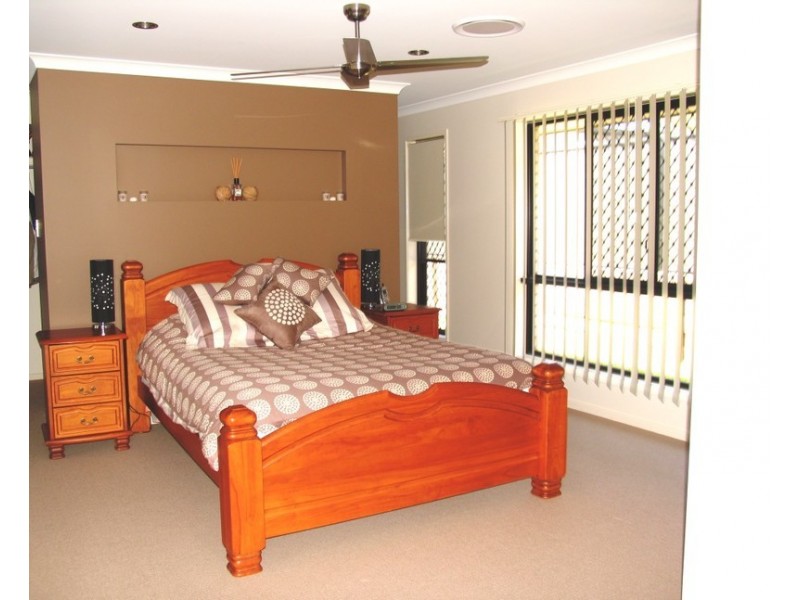 12 Allan Place, Kingaroy QLD 4610